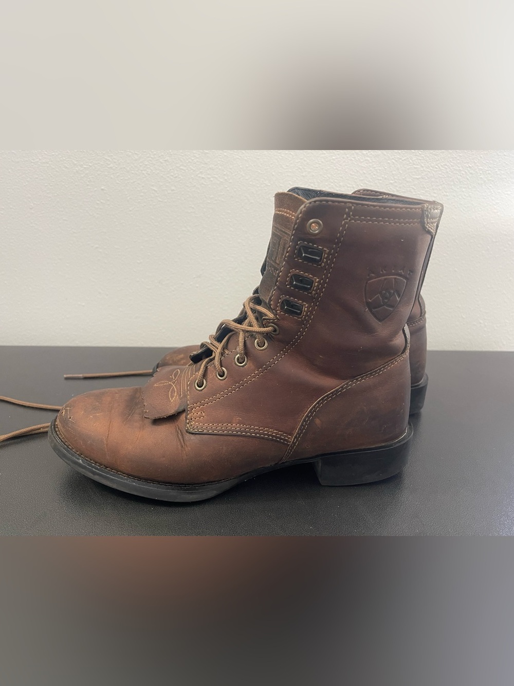 Women’s Ariat Heritage Lacer Leather Lace-Up Brown Boots